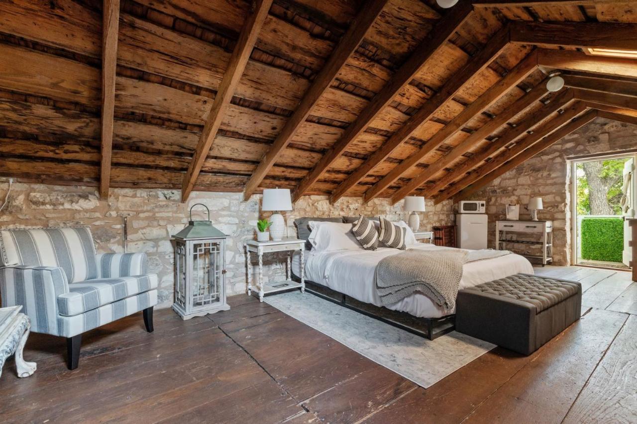 Nimitz Loft Villa Fredericksburg Exterior photo