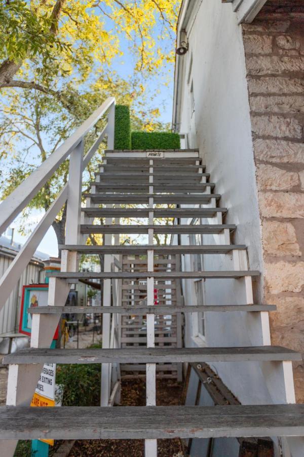 Nimitz Loft Villa Fredericksburg Exterior photo